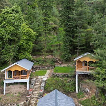 Tree House Latos Tandi Hotel Jibhi Bagian luar foto