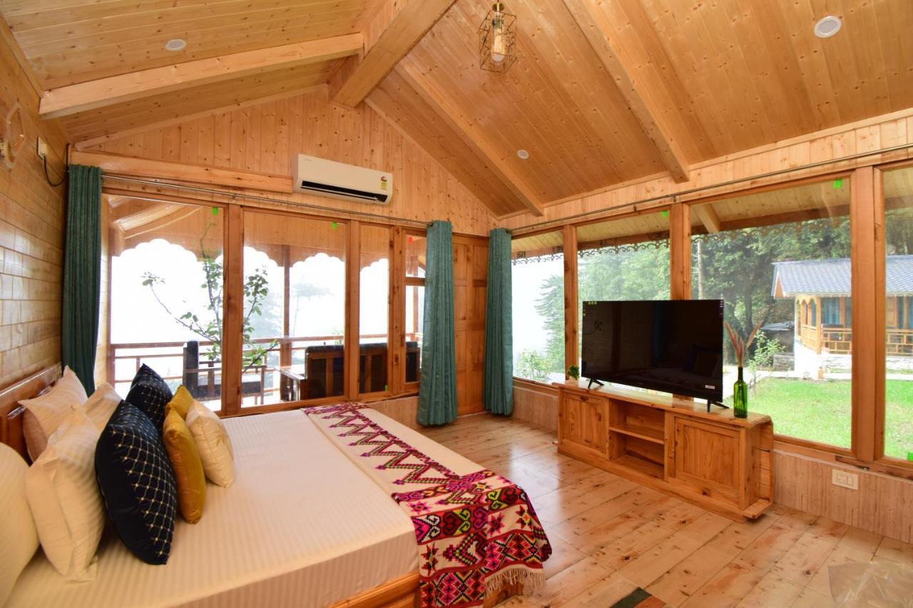 Tree House Latos Tandi Hotel Jibhi Bagian luar foto