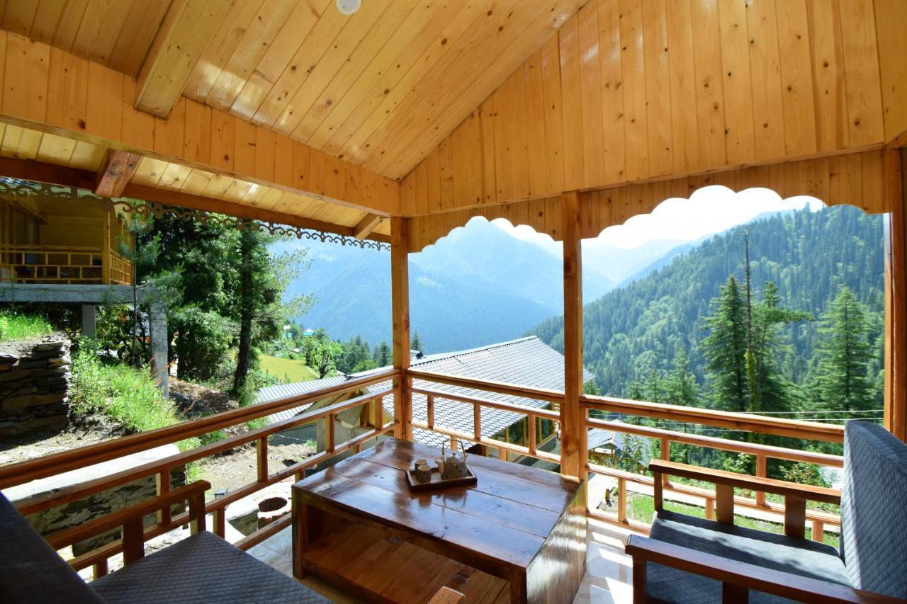 Tree House Latos Tandi Hotel Jibhi Bagian luar foto