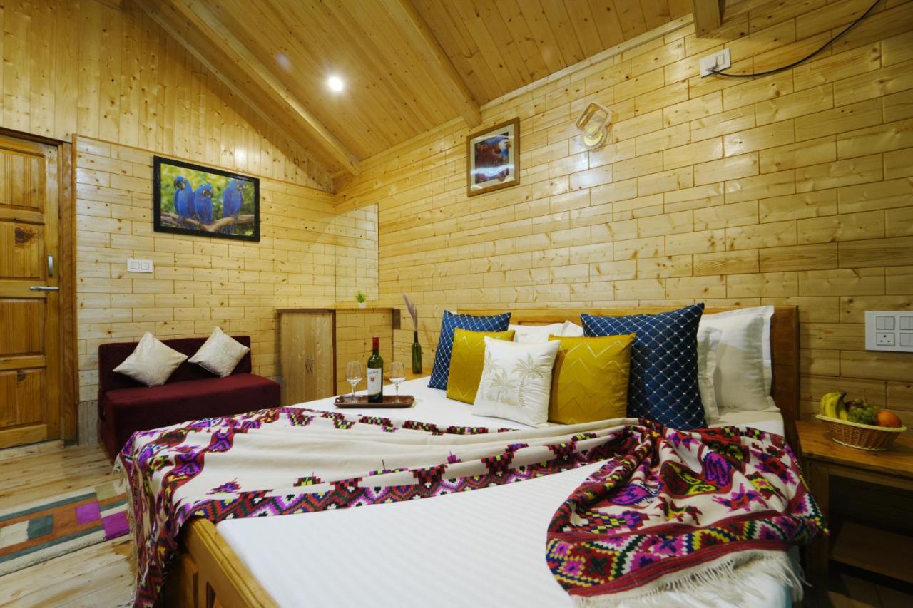 Tree House Latos Tandi Hotel Jibhi Bagian luar foto