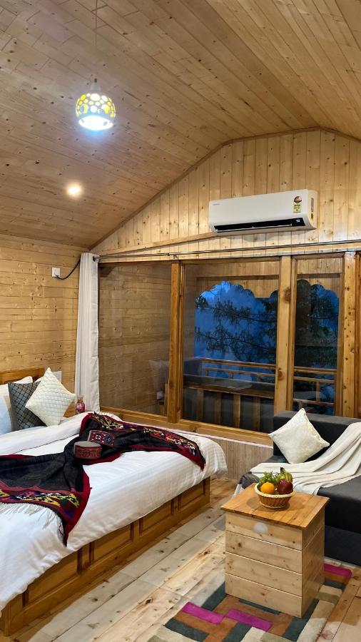 Tree House Latos Tandi Hotel Jibhi Bagian luar foto